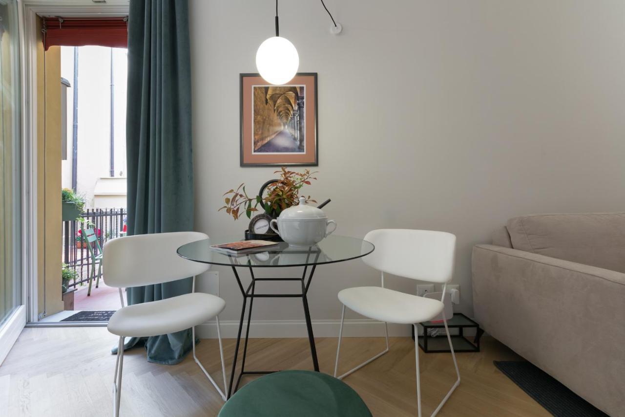 Sphera Bologna, Design Suite Under The Two Towers Bolonha Exterior foto