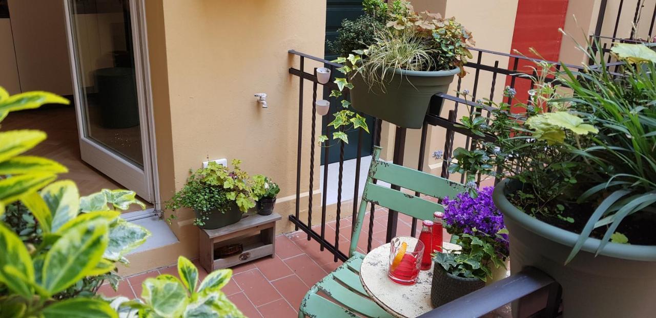 Sphera Bologna, Design Suite Under The Two Towers Bolonha Exterior foto